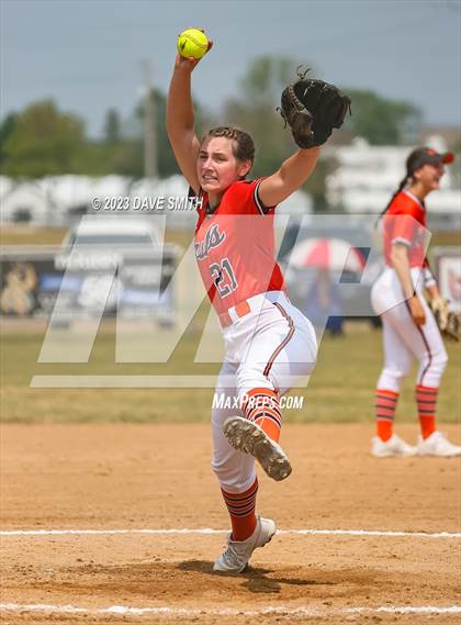 Thumbnail 2 in West Delaware vs Washington (West Delaware Invitational) photogallery.