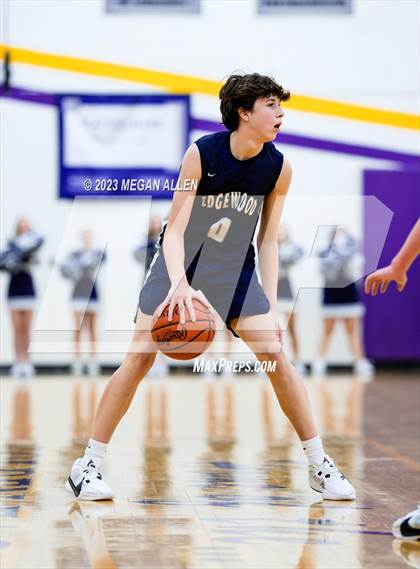 Thumbnail 3 in Edgewood @ Bellbrook photogallery.