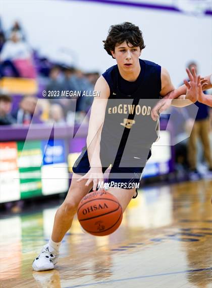 Thumbnail 2 in Edgewood @ Bellbrook photogallery.