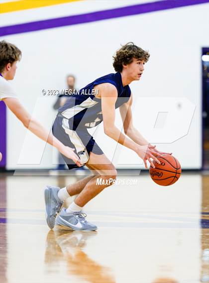 Thumbnail 1 in Edgewood @ Bellbrook photogallery.