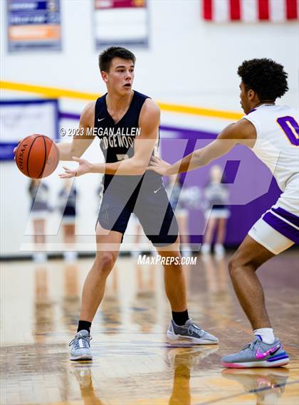 Thumbnail 1 in Edgewood @ Bellbrook photogallery.