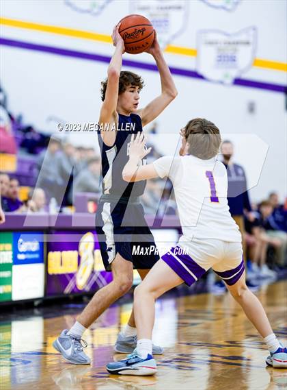 Thumbnail 1 in Edgewood @ Bellbrook photogallery.