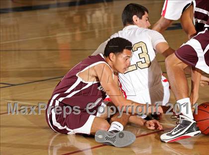 Thumbnail 1 in Van Nuys vs. Village Christian (Bulldog Tournament) photogallery.