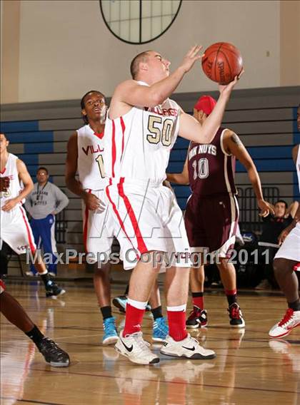 Thumbnail 1 in Van Nuys vs. Village Christian (Bulldog Tournament) photogallery.