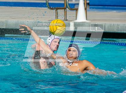 Thumbnail 3 in Loyola vs Carlsbad photogallery.