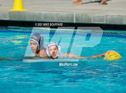 Thumbnail 2 in Loyola vs Carlsbad photogallery.