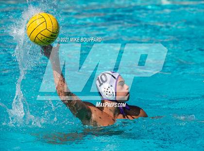 Thumbnail 2 in Loyola vs Carlsbad photogallery.