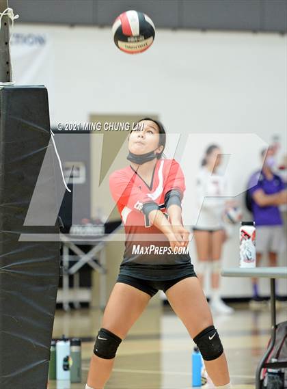 Thumbnail 3 in Westminster vs. Tustin (Tustin Tournament) photogallery.