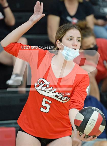 Thumbnail 3 in Westminster vs. Tustin (Tustin Tournament) photogallery.