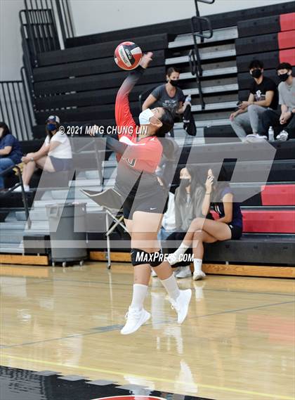 Thumbnail 3 in Westminster vs. Tustin (Tustin Tournament) photogallery.