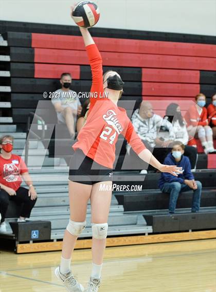 Thumbnail 1 in Westminster vs. Tustin (Tustin Tournament) photogallery.