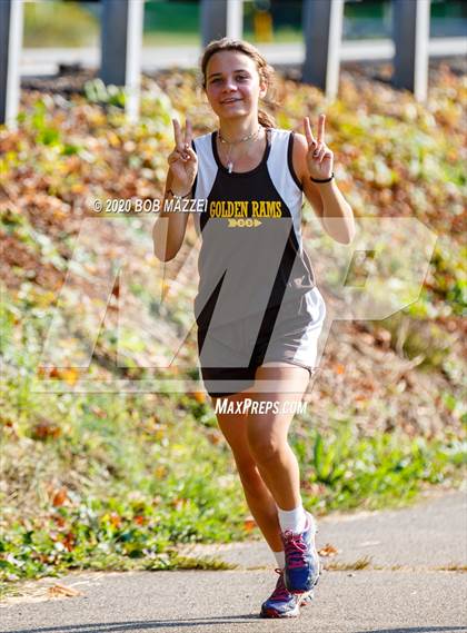 Thumbnail 3 in Burrell Invitational photogallery.