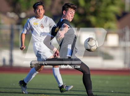 Thumbnail 1 in Brea Olinda @ El Modena photogallery.
