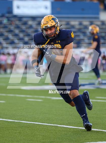 Thumbnail 3 in Allen @ McKinney photogallery.