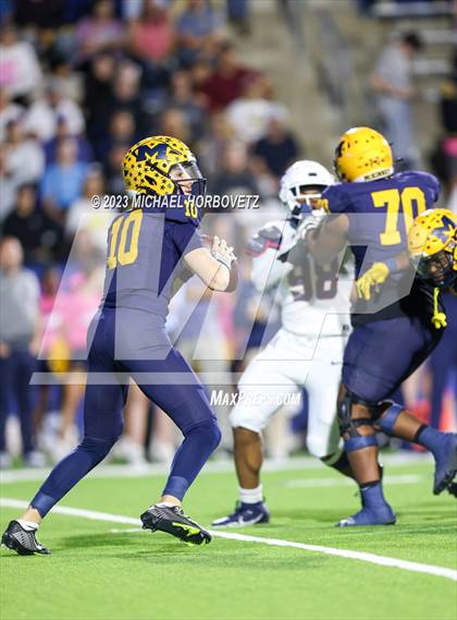 Thumbnail 3 in Allen @ McKinney photogallery.