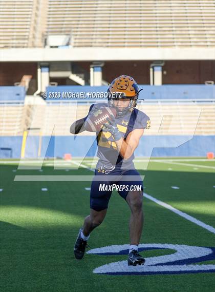 Thumbnail 3 in Allen @ McKinney photogallery.