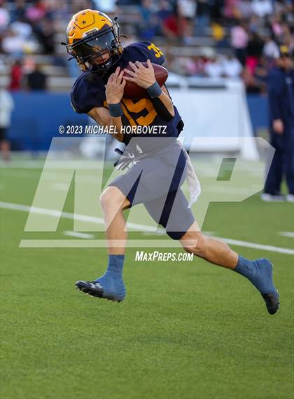 Thumbnail 1 in Allen @ McKinney photogallery.