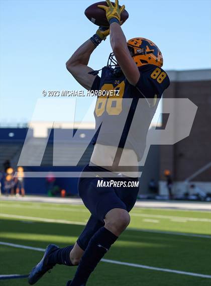 Thumbnail 1 in Allen @ McKinney photogallery.
