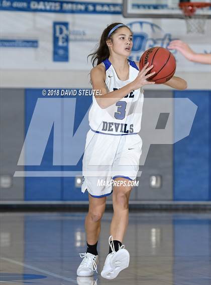 Thumbnail 2 in Shasta vs. Davis (Doroth Speck Memorial) photogallery.