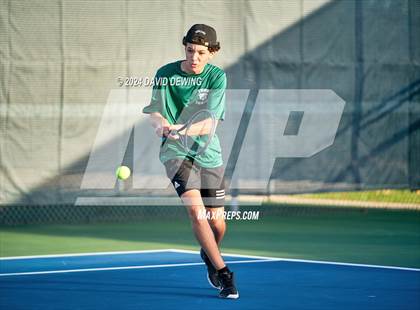 Thumbnail 2 in Saugus @ Thousand Oaks photogallery.