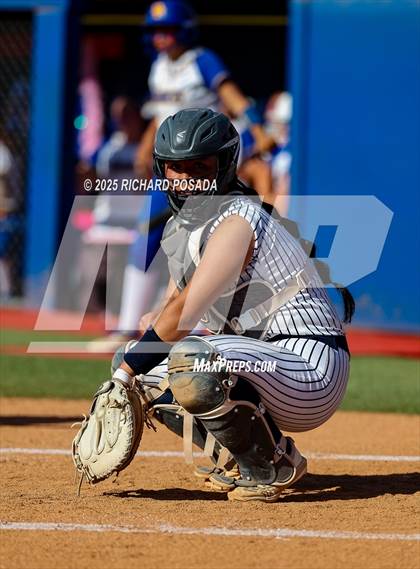 Thumbnail 1 in Dos Palos vs. Orcutt Academy (CIFCS - Division V Championship) photogallery.