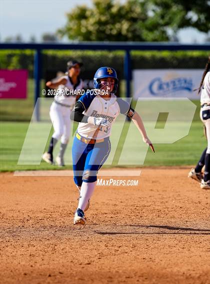 Thumbnail 1 in Dos Palos vs. Orcutt Academy (CIFCS - Division V Championship) photogallery.