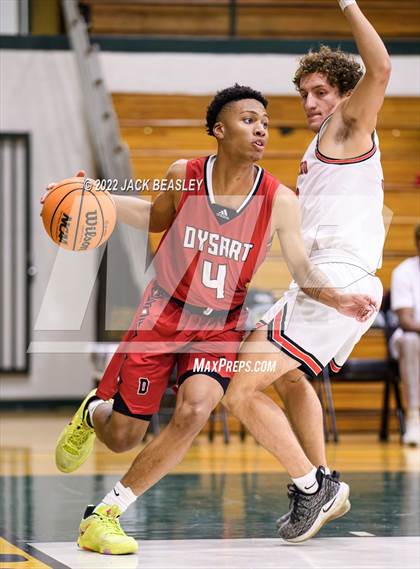 Thumbnail 3 in Coconino vs. Dysart (Judy Dixon Holiday Tournament) photogallery.