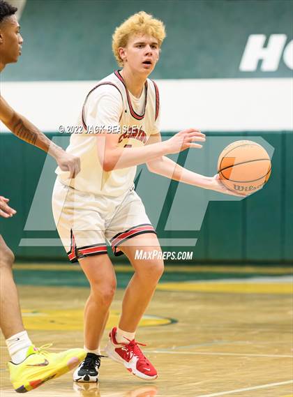 Thumbnail 3 in Coconino vs. Dysart (Judy Dixon Holiday Tournament) photogallery.
