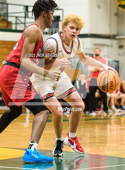 Thumbnail 2 in Coconino vs. Dysart (Judy Dixon Holiday Tournament) photogallery.