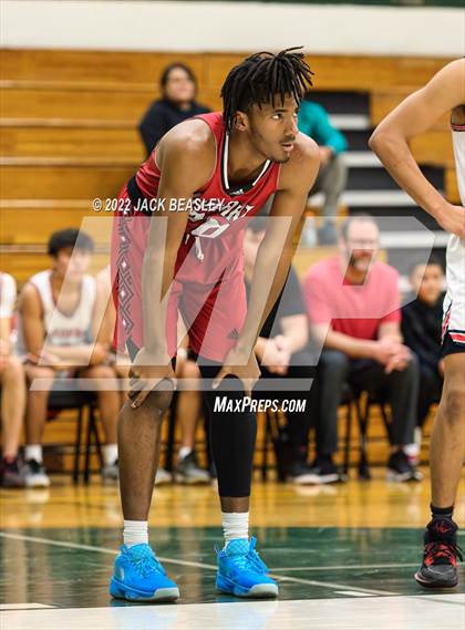Thumbnail 3 in Coconino vs. Dysart (Judy Dixon Holiday Tournament) photogallery.