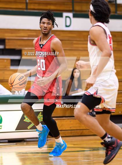 Thumbnail 3 in Coconino vs. Dysart (Judy Dixon Holiday Tournament) photogallery.