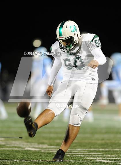 Thumbnail 3 in Oceanside vs. Corona del Mar (CIF State SoCal D1A Final) photogallery.