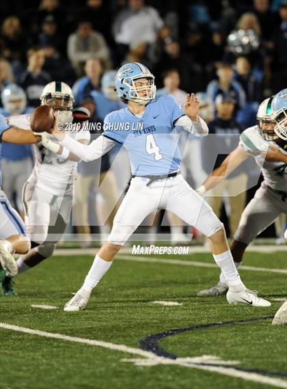 Thumbnail 3 in Oceanside vs. Corona del Mar (CIF State SoCal D1A Final) photogallery.