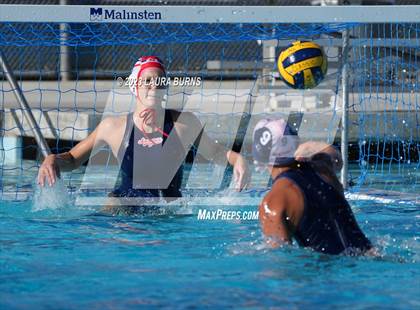 Thumbnail 2 in Clovis East vs Sanger (Arroyo Grande Fall Classic) photogallery.