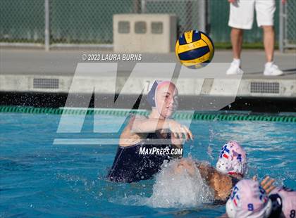 Thumbnail 2 in Clovis East vs Sanger (Arroyo Grande Fall Classic) photogallery.