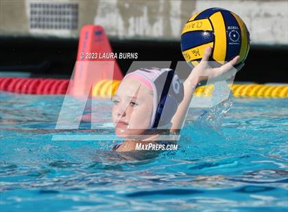Thumbnail 1 in Clovis East vs Sanger (Arroyo Grande Fall Classic) photogallery.