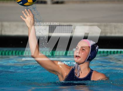 Thumbnail 2 in Clovis East vs Sanger (Arroyo Grande Fall Classic) photogallery.