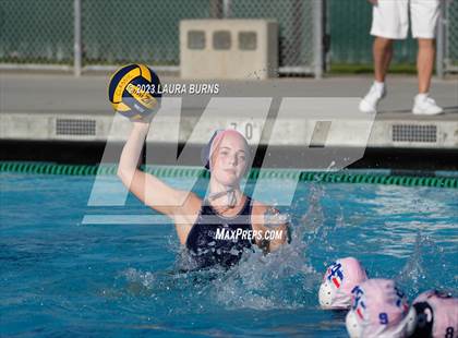 Thumbnail 3 in Clovis East vs Sanger (Arroyo Grande Fall Classic) photogallery.