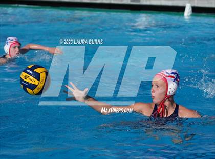 Thumbnail 3 in Clovis East vs Sanger (Arroyo Grande Fall Classic) photogallery.