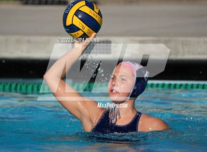 Thumbnail 1 in Clovis East vs Sanger (Arroyo Grande Fall Classic) photogallery.