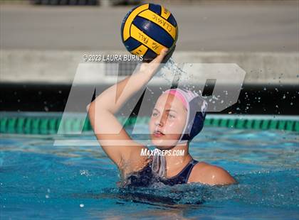 Thumbnail 3 in Clovis East vs Sanger (Arroyo Grande Fall Classic) photogallery.