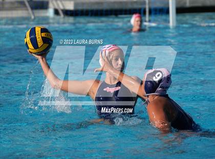 Thumbnail 3 in Clovis East vs Sanger (Arroyo Grande Fall Classic) photogallery.
