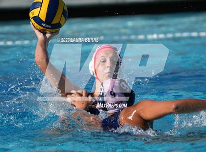 Thumbnail 2 in Clovis East vs Sanger (Arroyo Grande Fall Classic) photogallery.