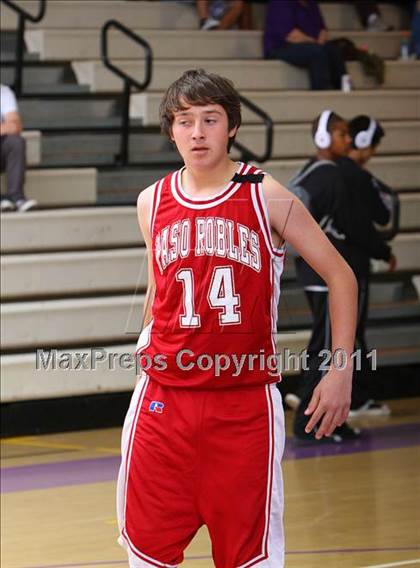 Thumbnail 3 in Paso Robles vs Righetti photogallery.
