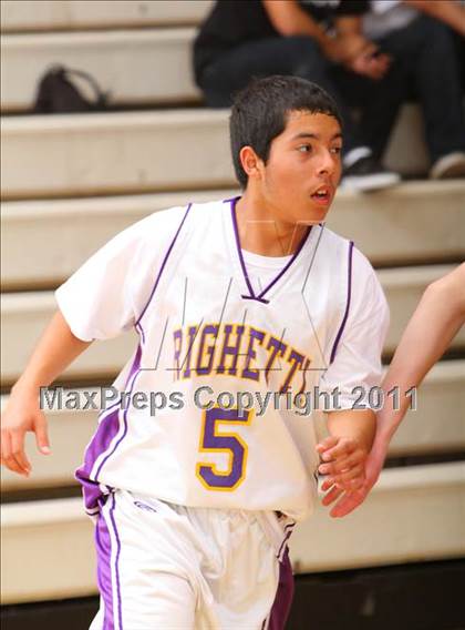 Thumbnail 1 in Paso Robles vs Righetti photogallery.