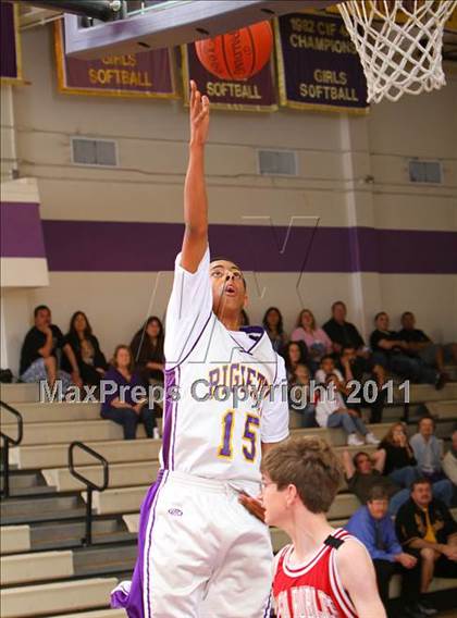 Thumbnail 3 in Paso Robles vs Righetti photogallery.