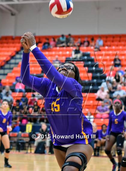 Thumbnail 1 in Everman @ Aledo photogallery.