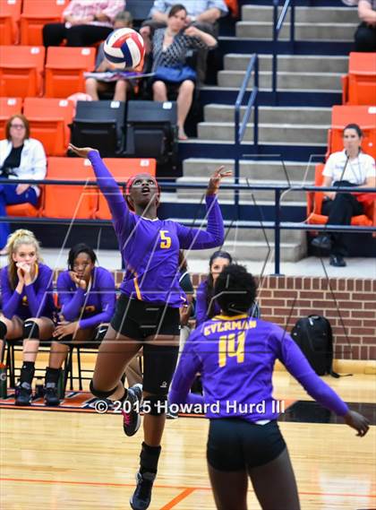 Thumbnail 3 in Everman @ Aledo photogallery.
