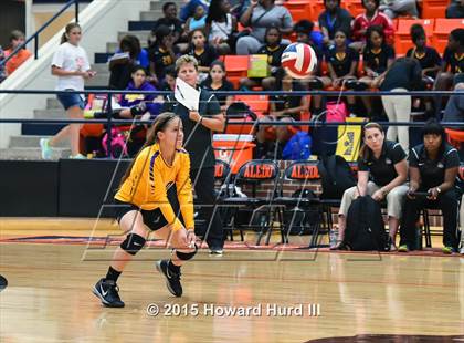 Thumbnail 1 in Everman @ Aledo photogallery.