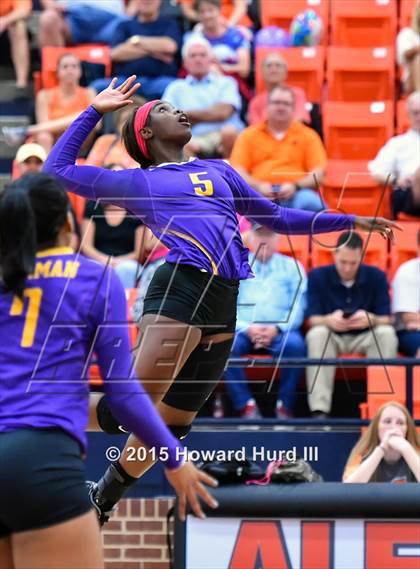 Thumbnail 3 in Everman @ Aledo photogallery.